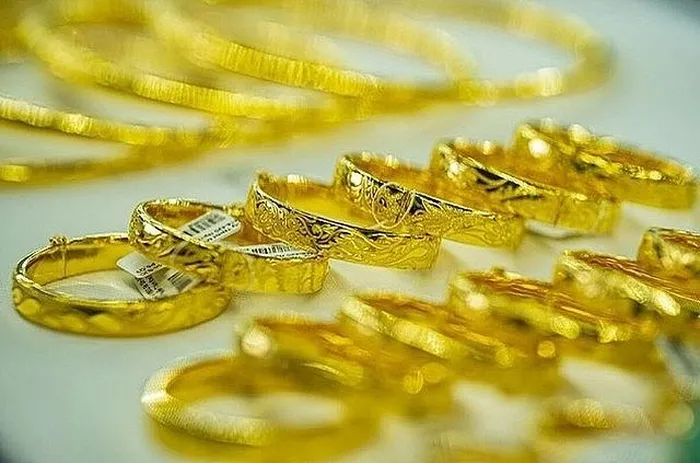 Giá vàng hôm nay 15/5 giảm xuống mức 89 triệu đồng/lượng